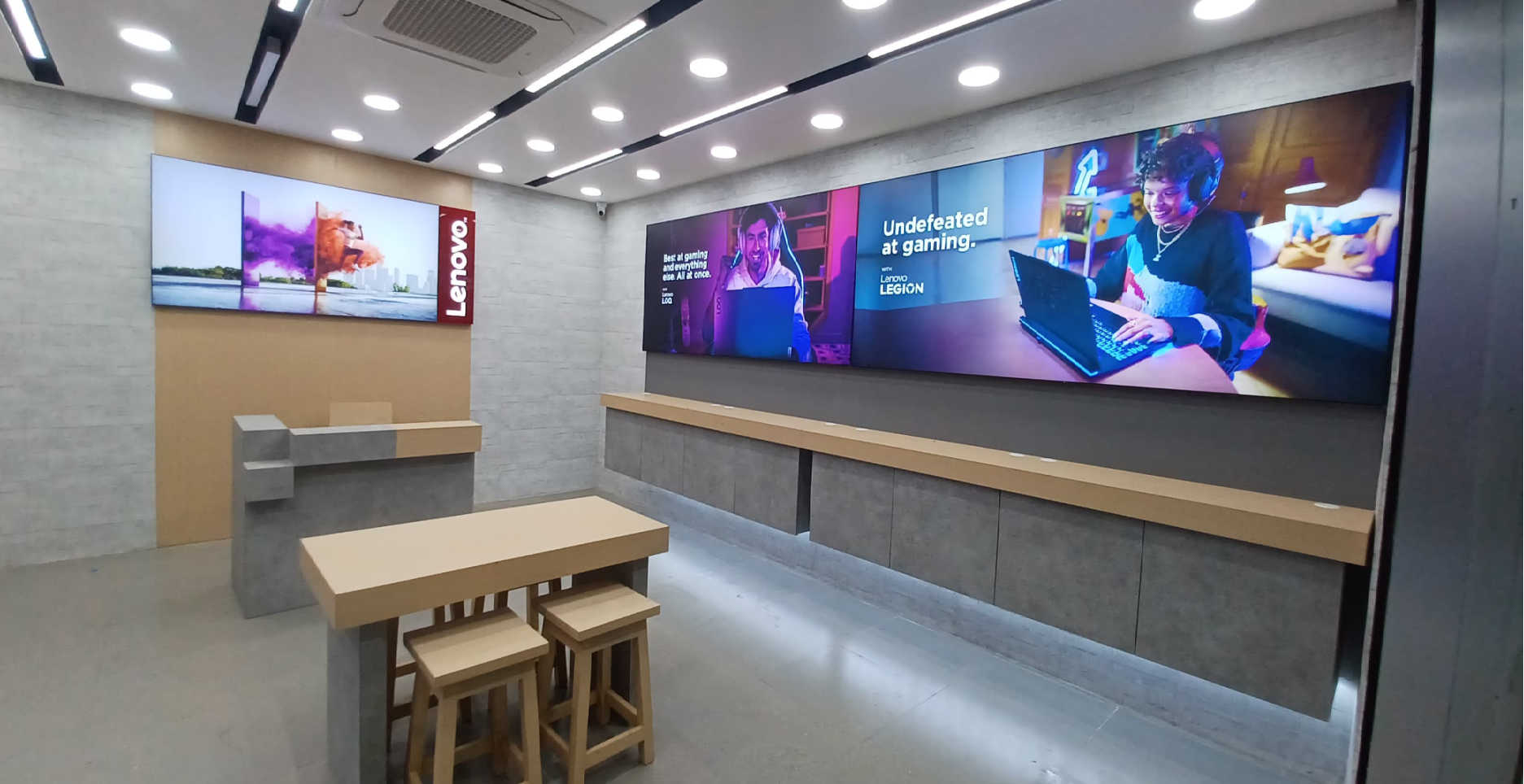 Lenovo retail product wall and branded display